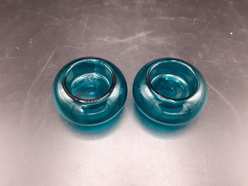 2 glazen turquoise kaarsenhouders/theelichtjeshouder