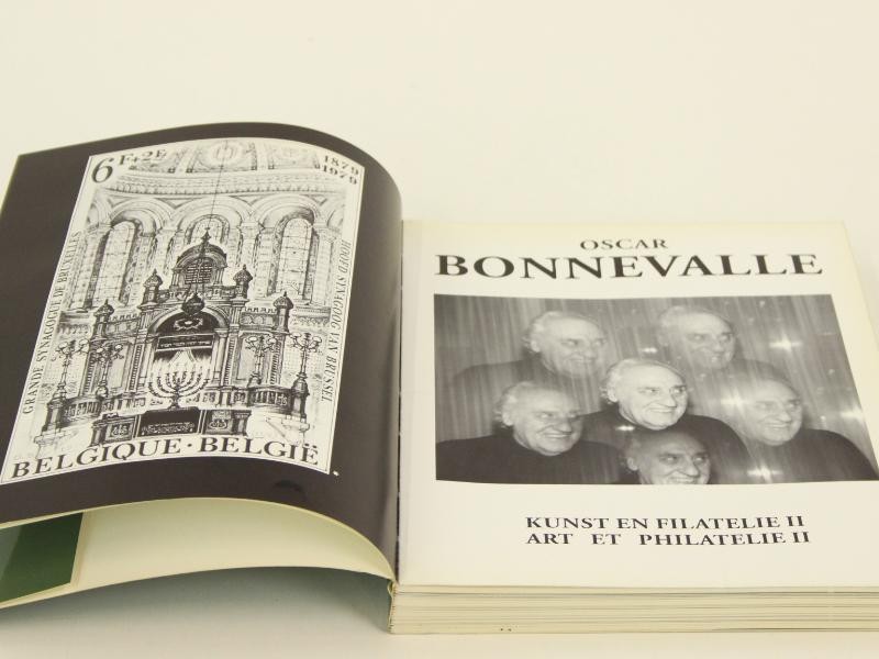 Duo boeken van Oscar Bonnevalle - Kunst en Filatelie, deel 1 en deel 2