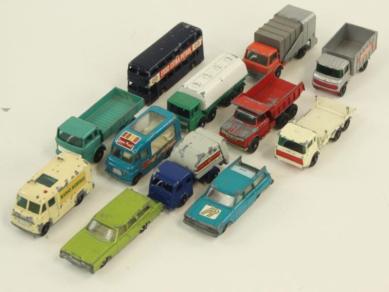 Duo Matchbox koffertjes gevuld met miniatuur auto's - 72 miniatuurauto's