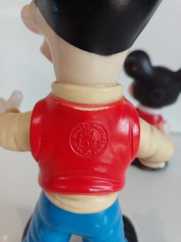 Vintage piepfiguren Goofy en Mickey Mouse