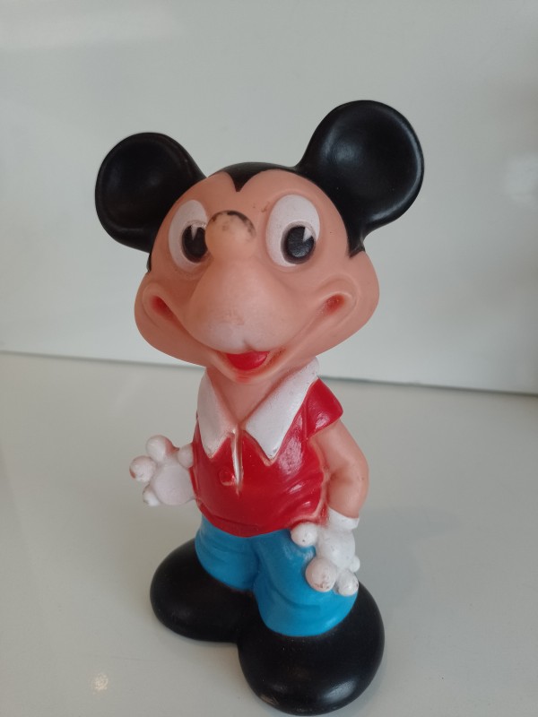 Vintage piepfiguren Goofy en Mickey Mouse