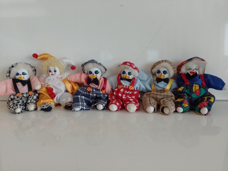 Set porseleinen clown/harlekijnpopjes