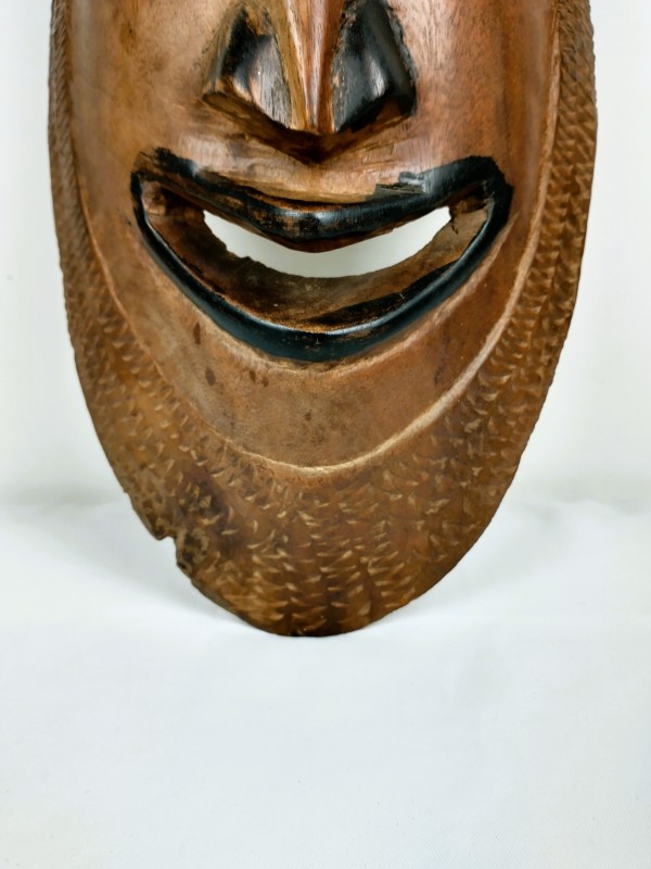 Afrikaans masker in hout