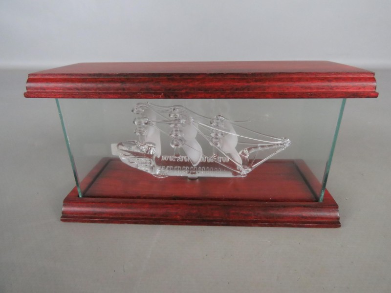 Glazen Miniatuur ship "Santa Maria 1492"