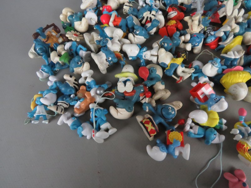 Lot vintage smurfen in koffertje