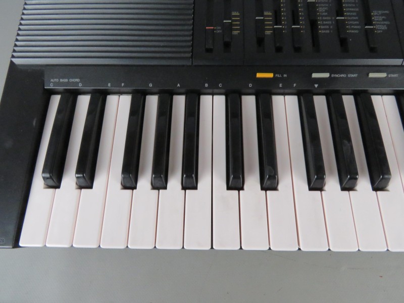 Yamaha keyboard PSR 36 (getest en werkt)