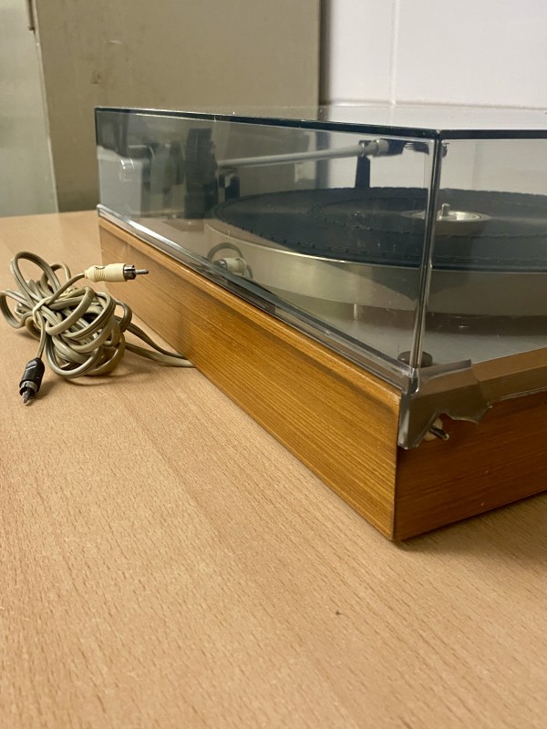 Thorens TD 160 platenspeler