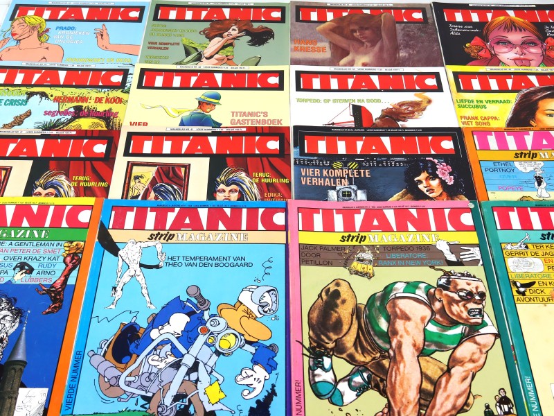 Set van 16 strip magazines TITANIC - 1984