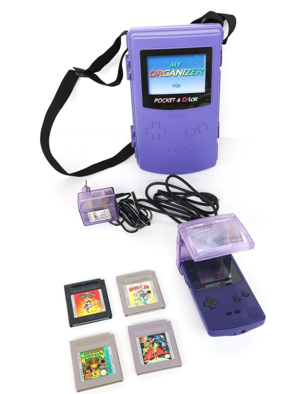 Nintendo Game Boy Color PAARS met Organizer