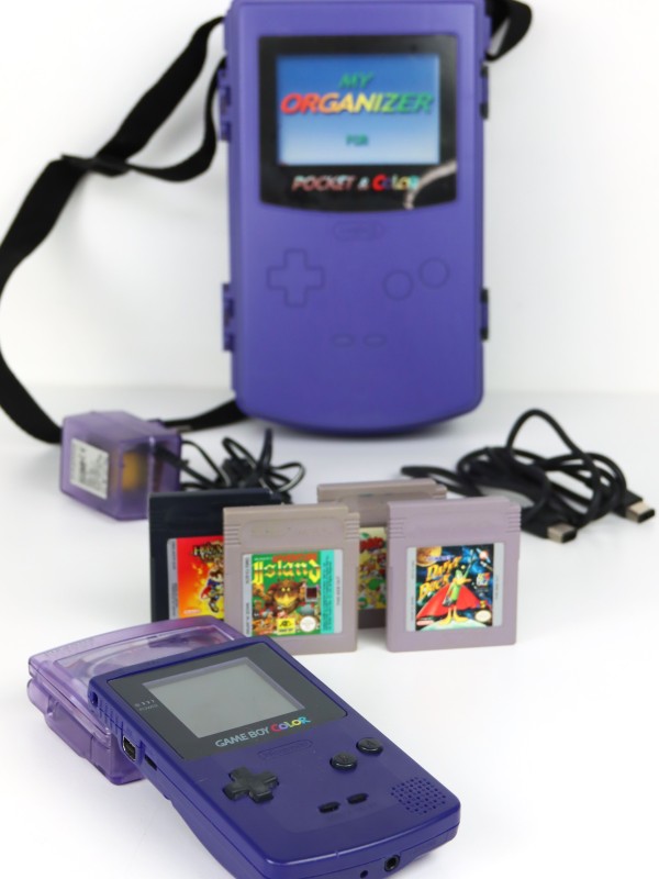 Nintendo Game Boy Color PAARS met Organizer