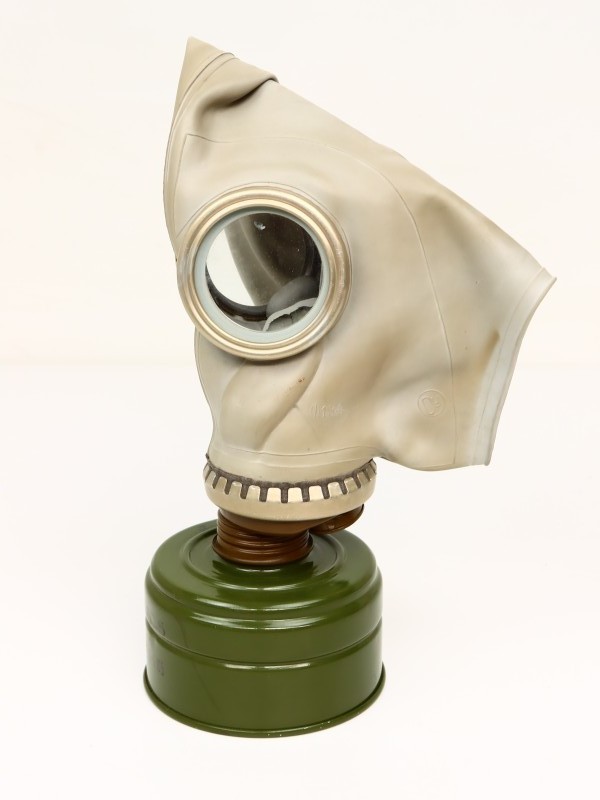 Vintage Gasmasker met filter