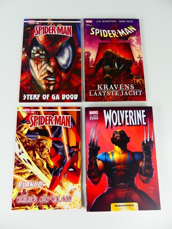 Lot Marvel comics en Limited Adamantium Collection Wolverine handschoen.