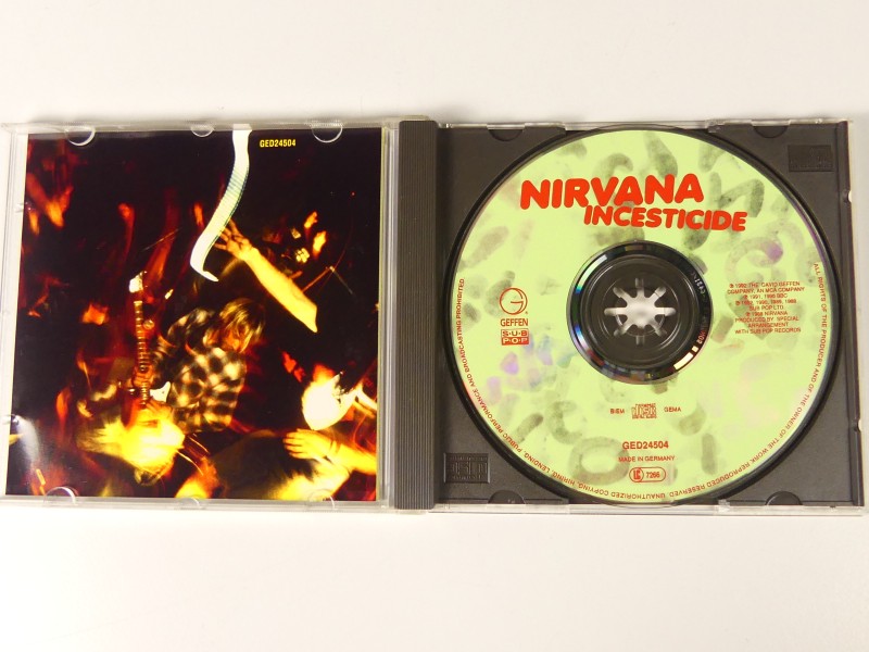 Lot Nirvana CD's en 2 DVD's