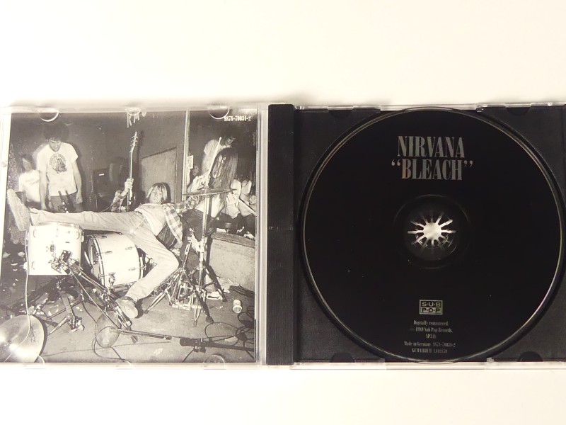 Lot Nirvana CD's en 2 DVD's