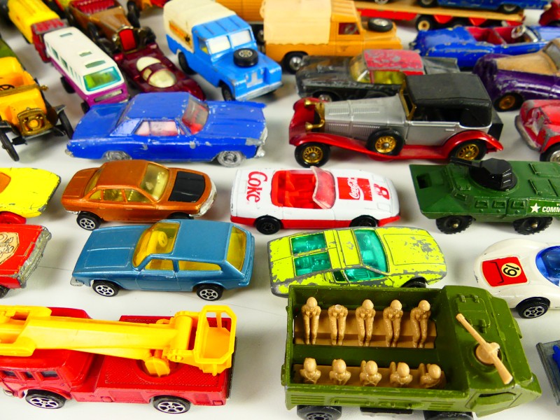 Vintage lot van gemengde autotjes - Corgi