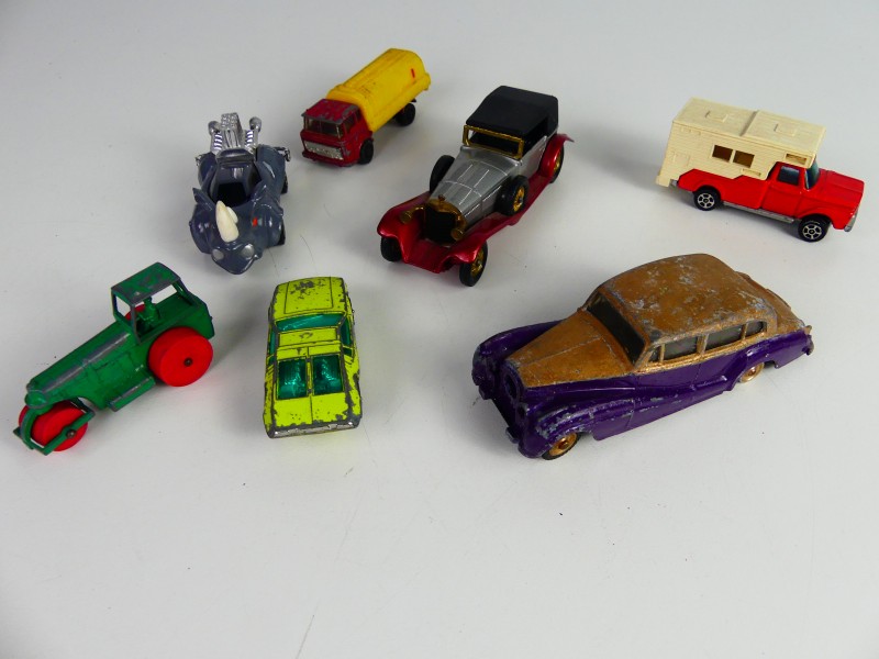 Vintage lot van gemengde autotjes - Corgi