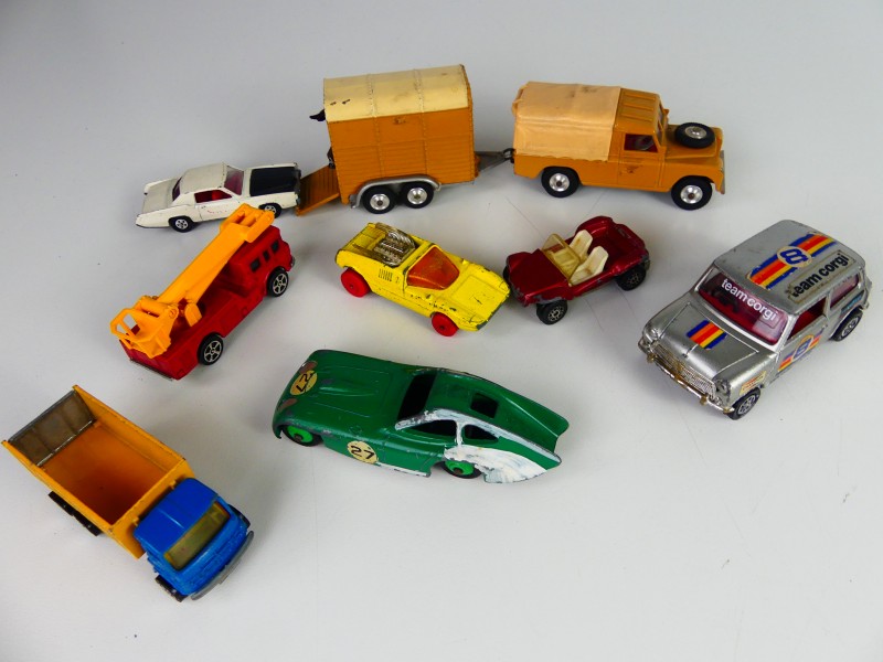 Vintage lot van gemengde autotjes - Corgi