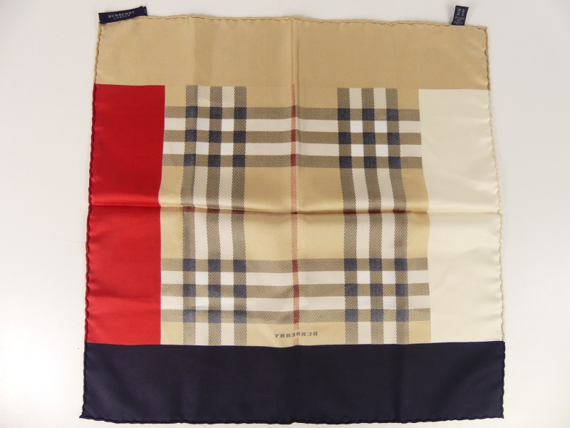 Zakdoek-sjaal gemerkt ''Burberry London''