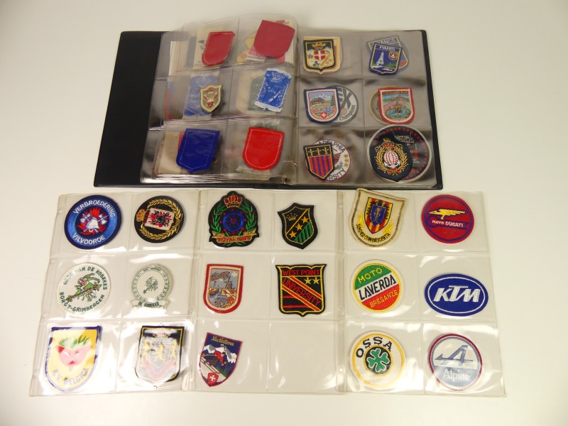 Map met vintage patches