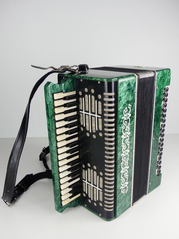 Vintage kinderaccordeon