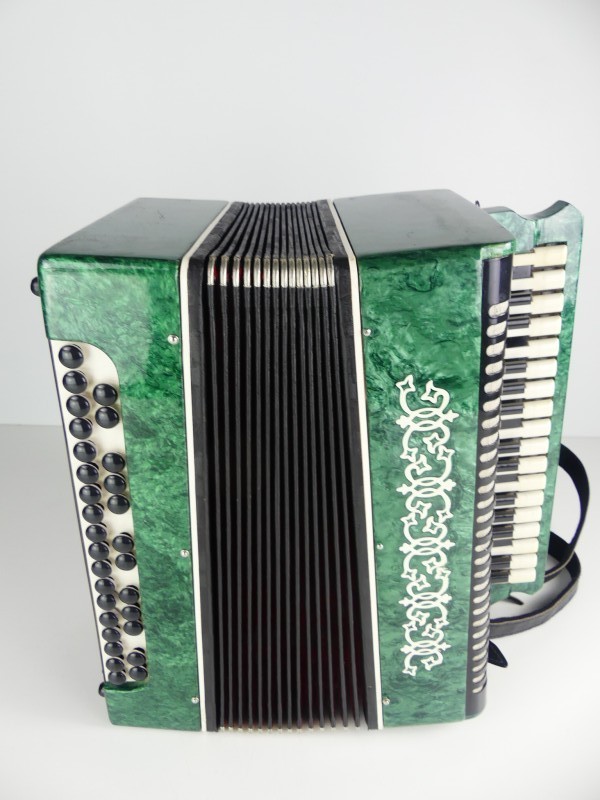 Vintage kinderaccordeon