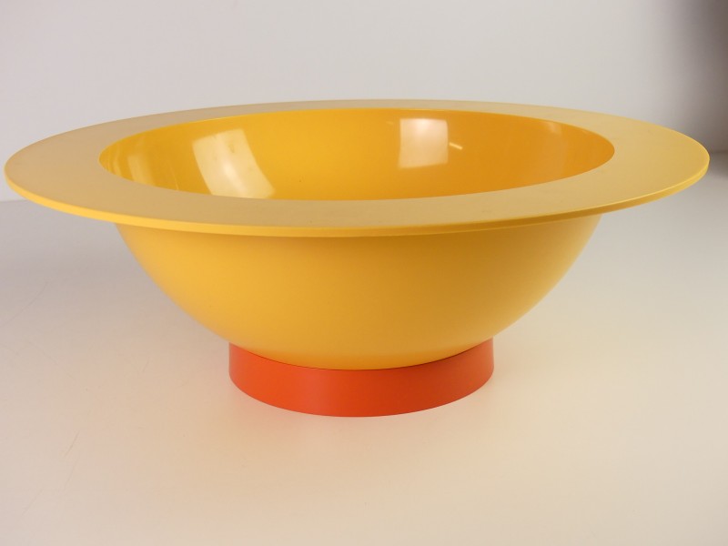 Alessi Euclid Salad Bowl en servers - Michael Graves