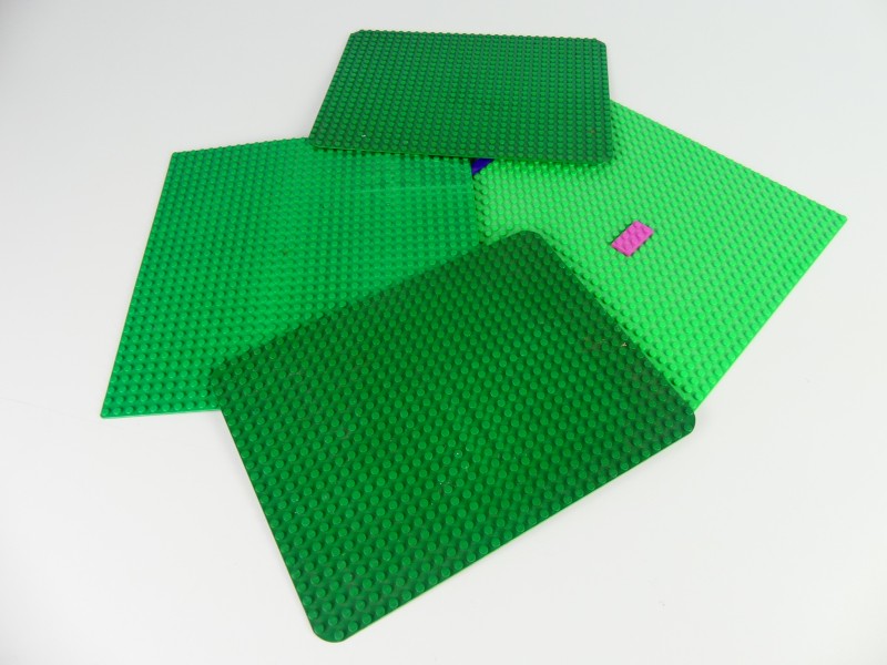 20x Lego Baseplates + 3D heuvel