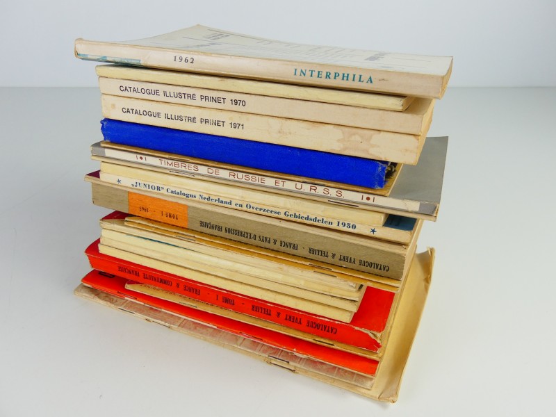 Filatelie - Vintage postzegelboeken+literatuur