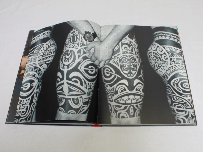 Boek: Dutch Tattoo Studios  (Art.1030)