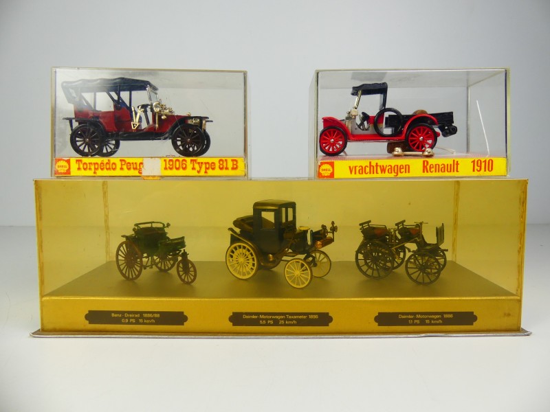 Vintage miniatuur wagens uit 1800-1900