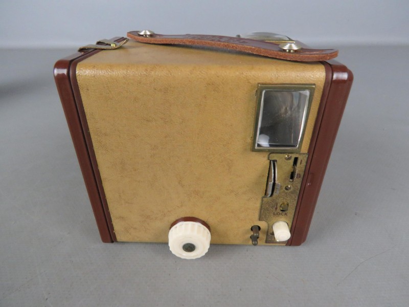 Vintage Kodak Brownie 6-20 camera model F in origineel lederen houder