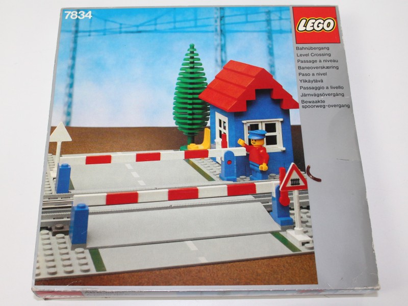 Lego Spoorwegovergang en wagons - Compleet in doos