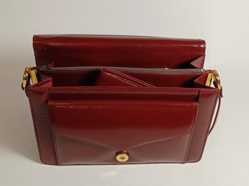 Vintage bordeaux Cartier schoudertas met portefeuille, chequehouder en visitekaarthouder