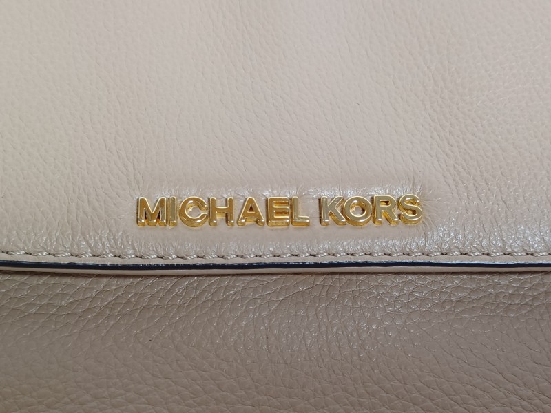 Kleine beige lederen Michael Kors tas