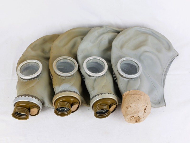 Lot gasmaskers voormalig Sovjet-USSR tijdperk