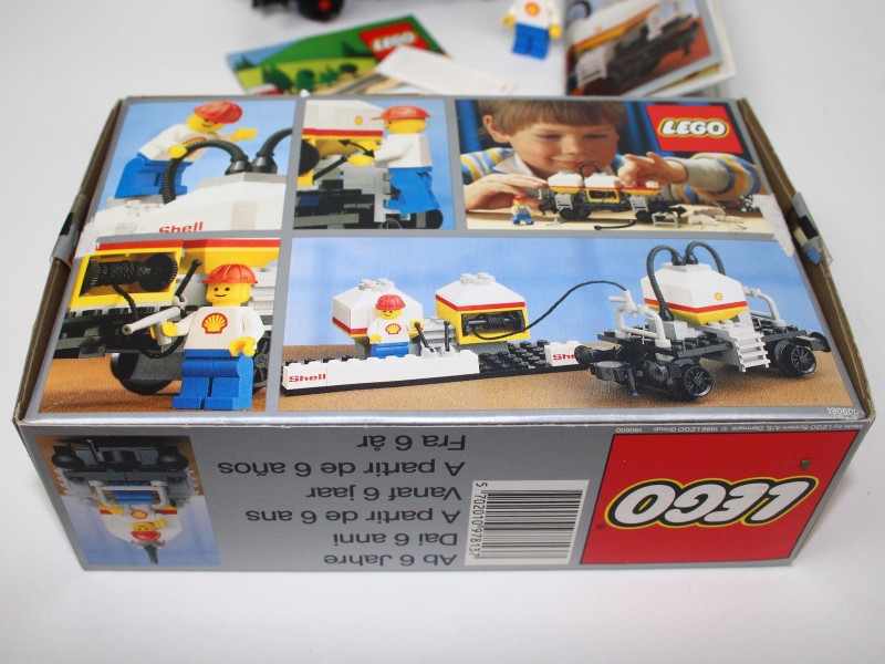 Lego Spoorwegovergang en wagons - Compleet in doos