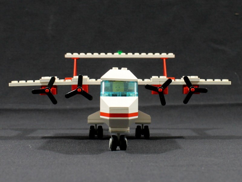 Vintage Lego 6356 Med-Star Rescue Plane