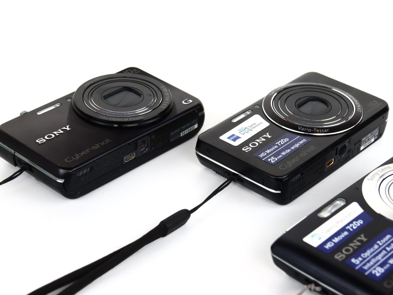 Lot van 4 Sony Cyber-shot Compactcamera's