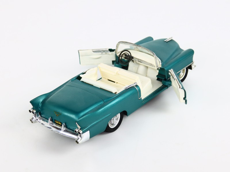 Set van twee Oldtimer schaalmodellen