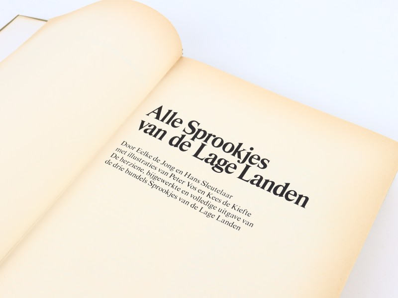 Boek Sprookjes van de Lage Landen