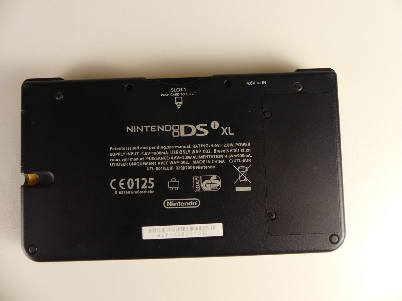 Nintendo DSi XL + 3 Lego DS spellen