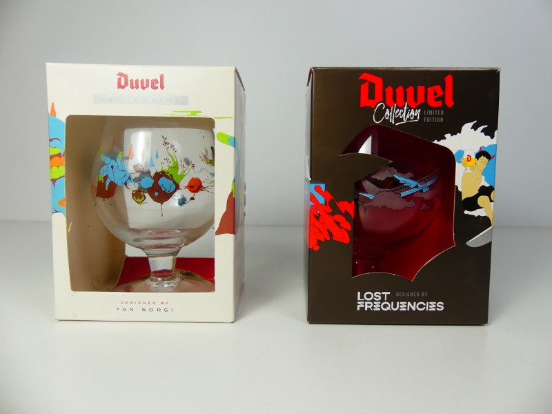 Duivels lot 'Duvel art' glazen + plateau