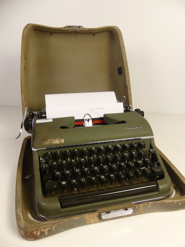 Vintage Olympia Typewriter- Werke AG Wilhelmshaven