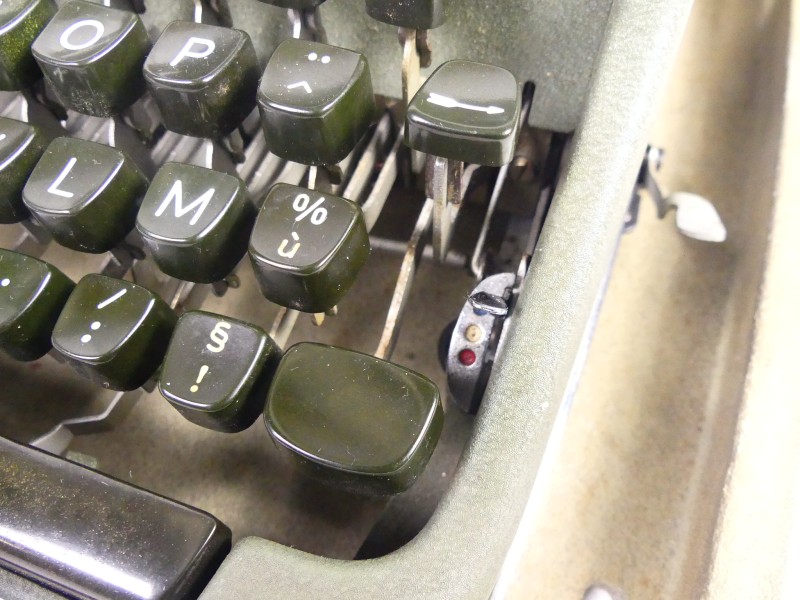 Vintage Olympia Typewriter- Werke AG Wilhelmshaven