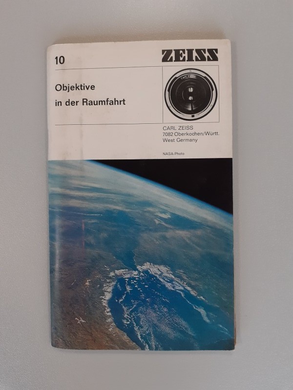 16 diaboekjes Objektive in der Raumfahrt Zeiss