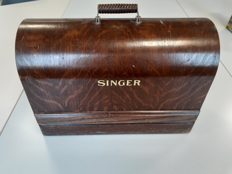 Singer 28k naaimachine