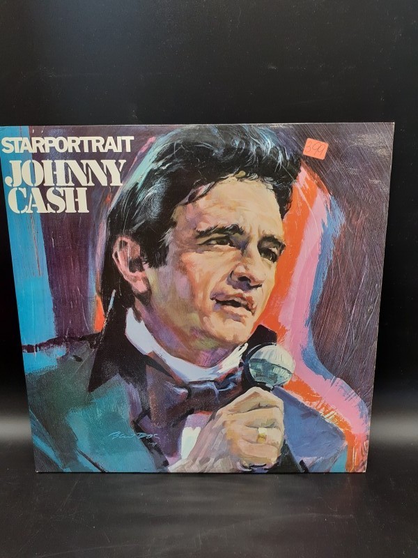 3 LP's + 1 dubbelelpee Johnny Cash