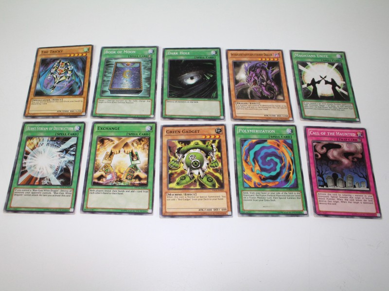 65 Yu-Gi-Oh! kaarten - 1st gen