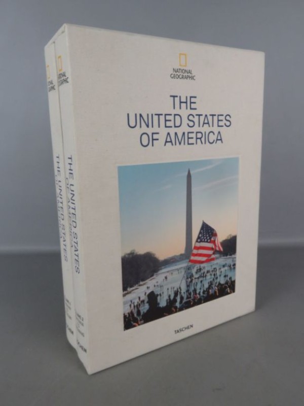 National Geographic: The United States of America 2 volumes