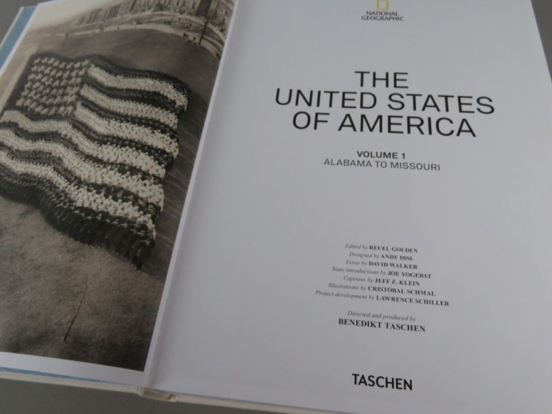 National Geographic: The United States of America 2 volumes